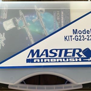 NIB Baking Air Brush set and paint